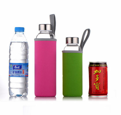 bouteille d'eau adaptée aux besoins du client par 550ml en verre de Borosilicate avec la douille du néoprène fournisseur
