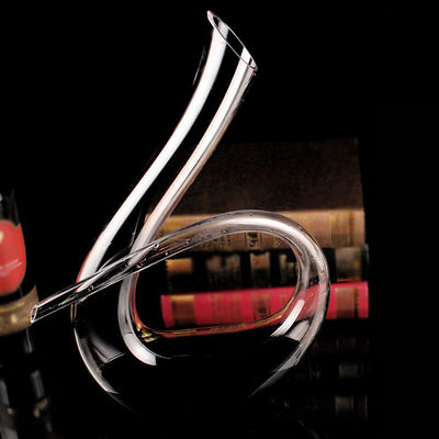 forme classique d'instrument en laiton de conception du vin 1500ml d'aérateur en verre de décanteur fournisseur
