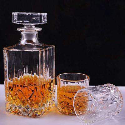 Décanteur clair sans plomb de vin rouge, ensemble formé unique en verre de boisson alcoolisée de whiskey fournisseur